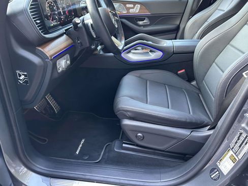 Certified 2025 Mercedes-Benz GLS 450 4MATIC image 22