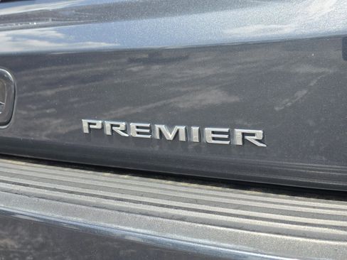 Used 2021 Chevrolet Tahoe Premier RWD image 41