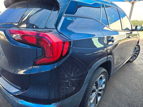Used 2018 GMC Terrain SLT w/ Preferred Package FWD image 4