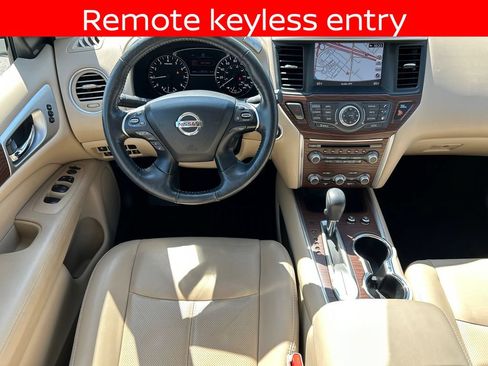 Used 2019 Nissan Pathfinder Platinum FWD image 27