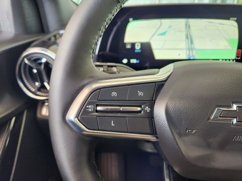 Certified 2025 Chevrolet Equinox LT w/ Convenience Package II image 29