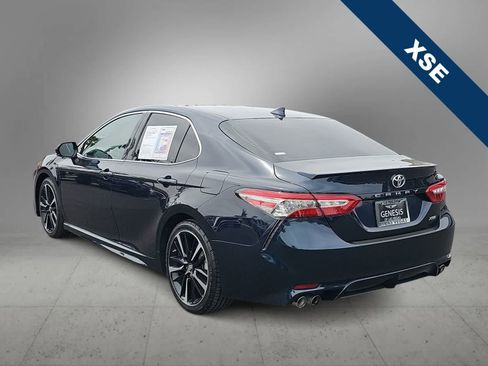 Used 2019 Toyota Camry XSE FWD image 6