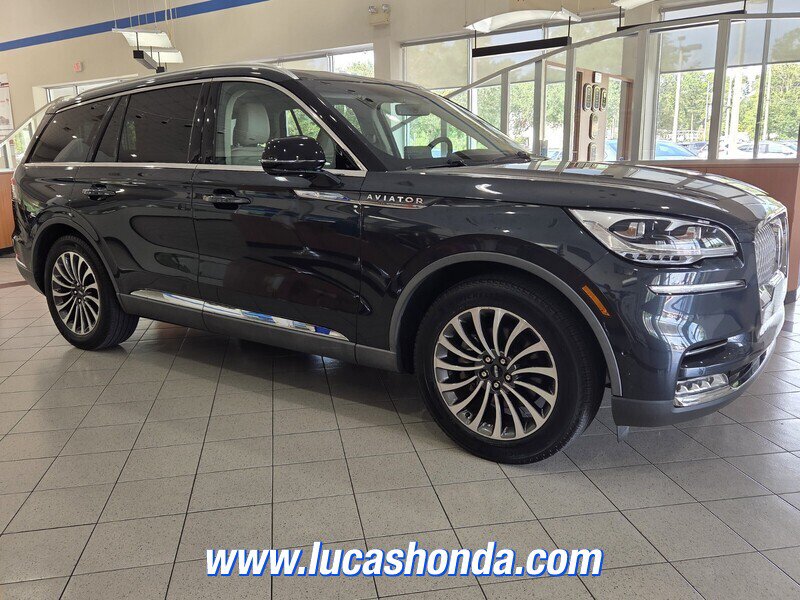 Used 2022 Lincoln Aviator Reserve w/ Equipment Group 201A RWD image 3