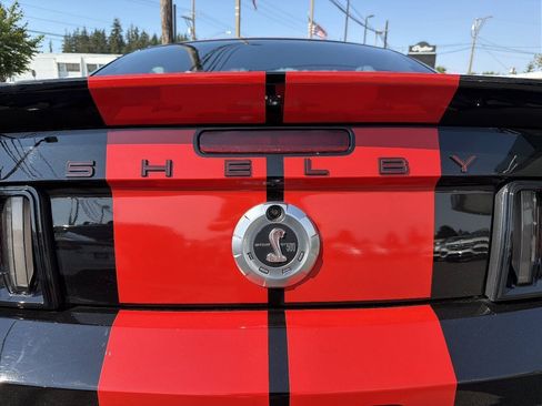 Used 2009 Ford Mustang Shelby GT500 RWD image 8