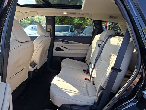 Certified 2023 INFINITI QX60 Luxe AWD/4WD image 11