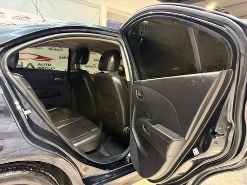 Used 2015 Chevrolet Sonic LTZ image 39