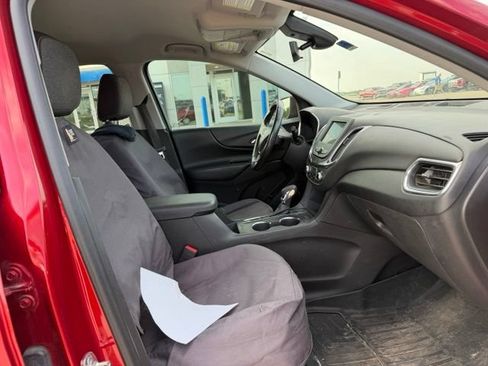 Used 2022 Chevrolet Equinox LT FWD image 9