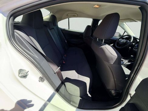 Used 2022 Toyota Corolla LE FWD image 24