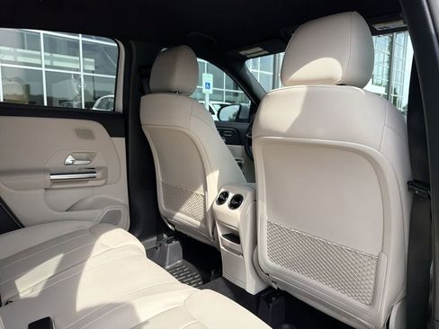 Certified 2026 Mercedes-Benz GLA 250 4MATIC image 17