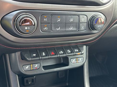 Used 2019 GMC Canyon All Terrain w/ All Terrain X Package AWD/4WD image 14
