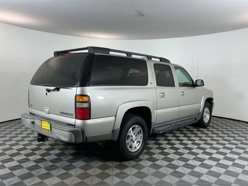 Used 2004 Chevrolet Suburban Z71 w/ Preferred Equipment Group AWD/4WD image 4