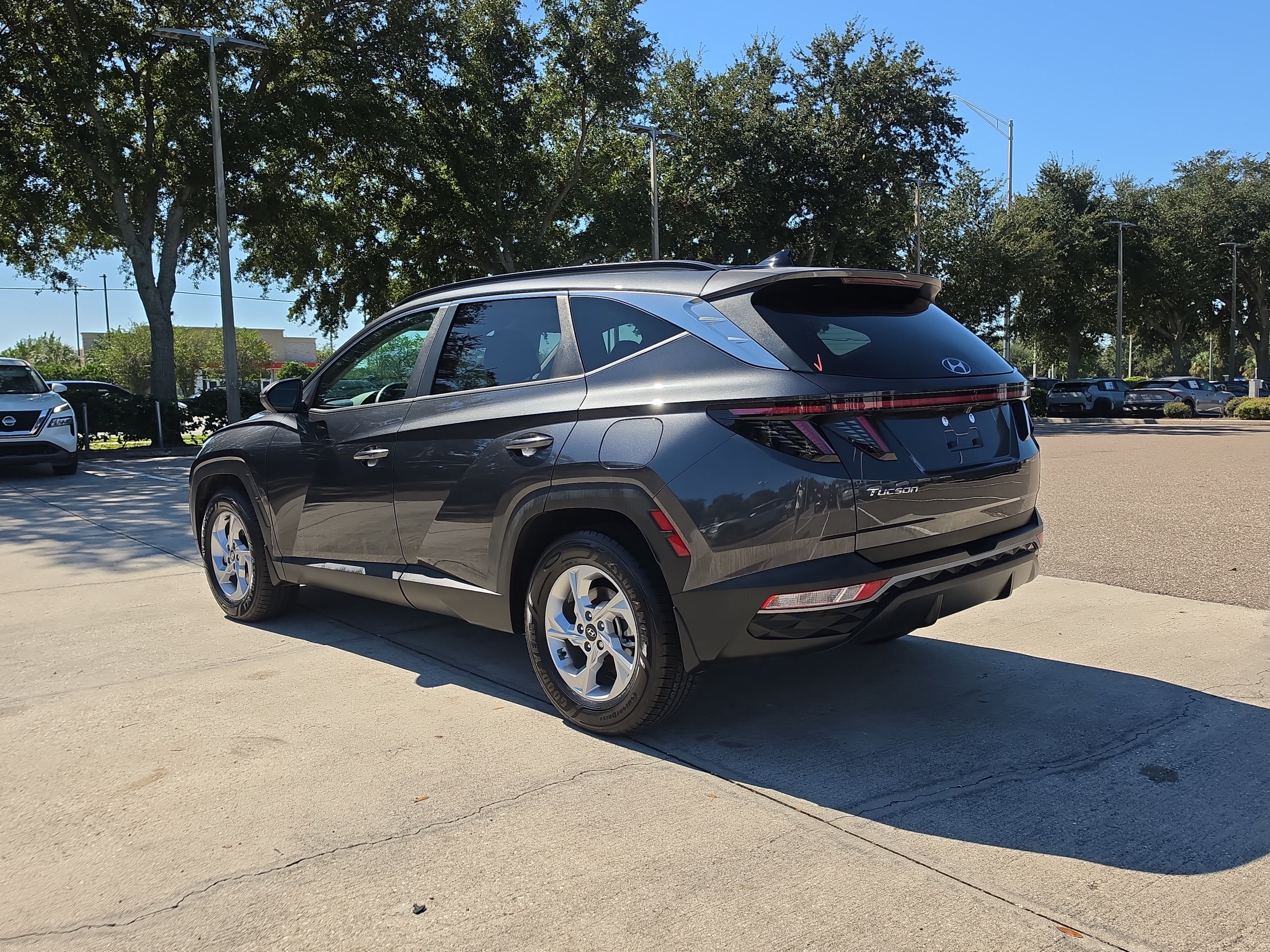 Used 2022 Hyundai Tucson SEL w/ Cargo Package FWD image 6