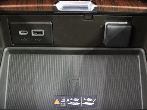 Used 2023 GMC Yukon Denali Ultimate AWD/4WD image 68
