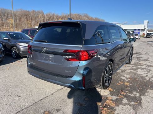 Used 2025 Honda Odyssey Elite image 5