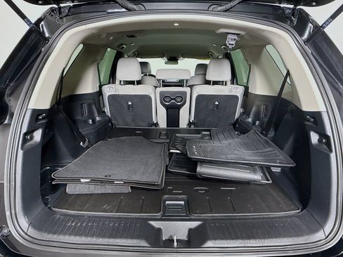Certified 2023 Honda Pilot LX image 21