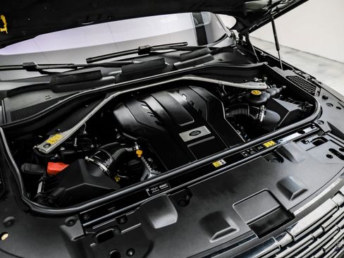 Used 2023 Land Rover Range Rover SE image 94