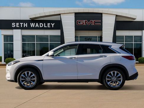 Used 2019 INFINITI QX50 Luxe w/ Navigation Package image 4