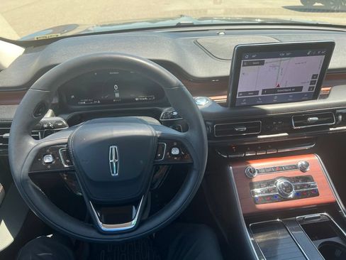 Used 2024 Lincoln Aviator Reserve w/ Equipment Group 201A AWD/4WD image 14