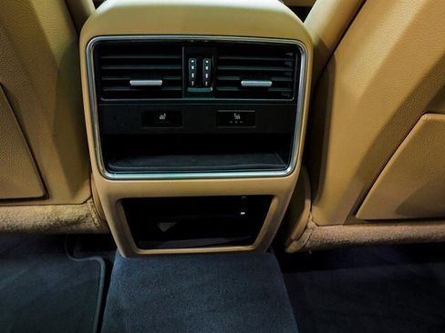 Used 2020 Porsche Cayenne Turbo AWD/4WD image 81