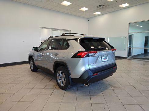 New 2025 Toyota RAV4 XLE image 5