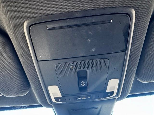 Used 2023 Honda CR-V Sport Touring image 32