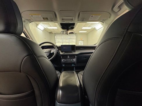 Used 2024 Ford Maverick Lariat w/ Black Appearance Package image 20