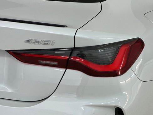 Certified 2024 BMW 430i Coupe w/ M Sport Package RWD image 23