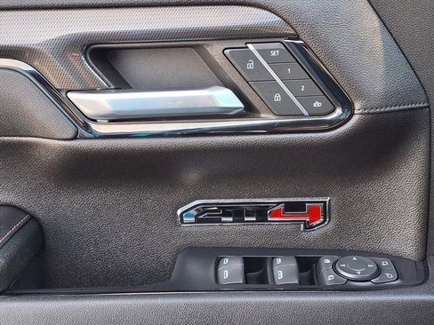 Used 2023 GMC Sierra 1500 AT4 w/ AT4 Premium Package image 25
