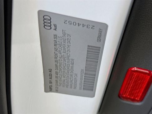 Used 2022 Audi A4 2.0T Premium Plus image 12