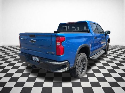 Certified 2024 Chevrolet Silverado 1500 ZR2 w/ Technology Package AWD/4WD image 32