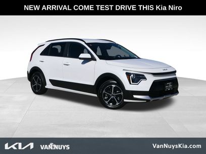 Certified 2025 Kia Niro LX
