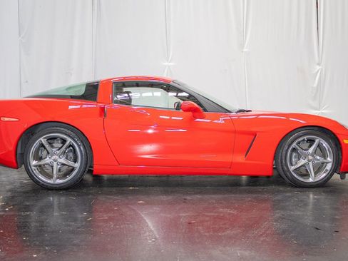 Used 2013 Chevrolet Corvette Coupe w/ 3LT Preferred Equipment Group image 5