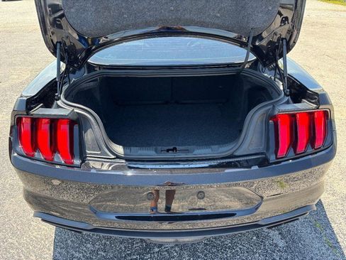 Used 2019 Ford Mustang Bullitt w/ Bullitt Electronics Package RWD image 11
