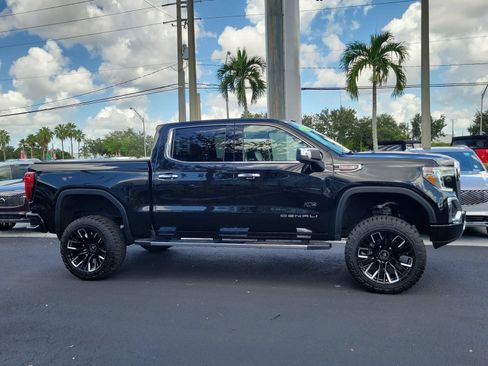 Used 2021 GMC Sierra 1500 Denali AWD/4WD image 2
