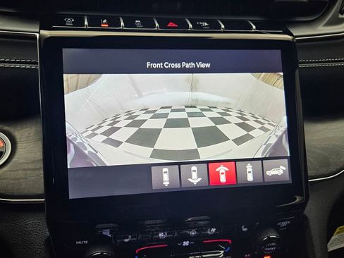 New 2025 Jeep Grand Cherokee L Overland w/ Advanced Protech Group III image 26