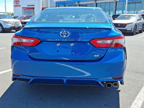 Used 2018 Toyota Camry SE w/ Convenience Package FWD image 5