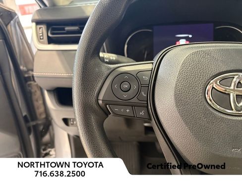 Used 2023 Toyota RAV4 LE image 29