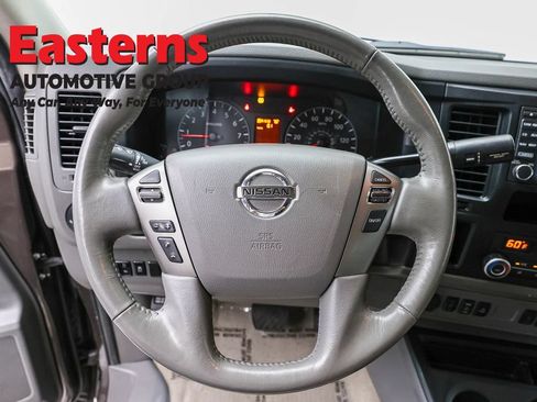 Used 2019 Nissan NV 3500 SL RWD image 10