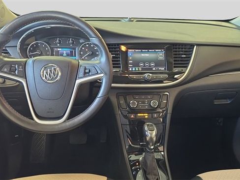 Used 2022 Buick Encore Preferred w/ Safety Package image 9