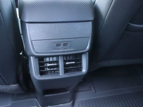 New 2026 Chevrolet Equinox LT image 23