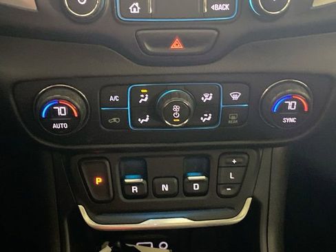 Used 2019 GMC Terrain SLT w/ Preferred Package AWD/4WD image 42