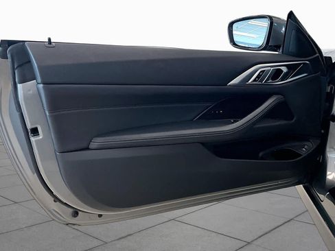 Used 2025 BMW 430i Coupe w/ Convenience Package RWD image 19