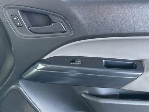 Used 2015 Chevrolet Colorado 2WD Extended Cab image 24