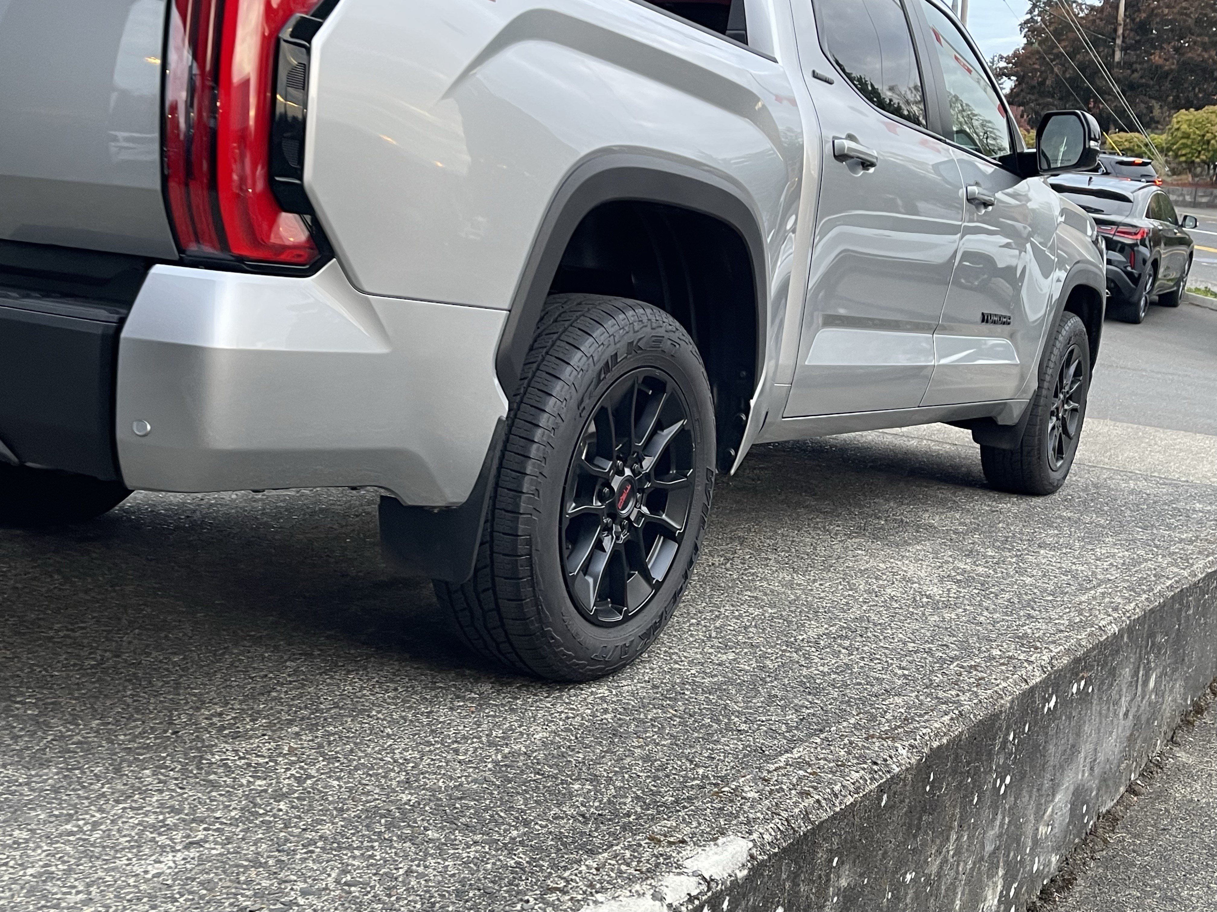 Certified 2025 Toyota Tundra Limited w/ TRD Off-Road Package AWD/4WD image 9