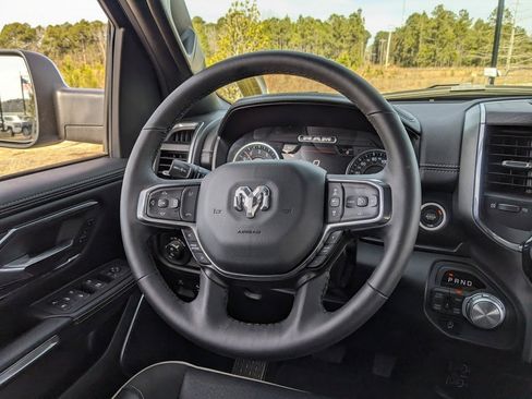 Used 2025 RAM 1500 Laramie image 28