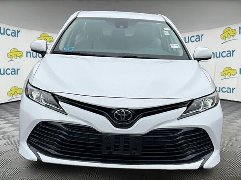 Used 2020 Toyota Camry LE w/ Carpet Mat Package image 2