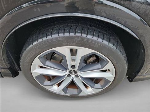 Used 2020 Audi Q3 2.0T Prestige w/ Prestige Package image 10