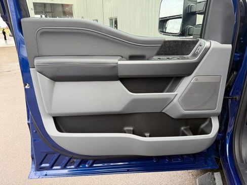 New 2026 Ford F250 XLT w/ XLT Premium Package AWD/4WD image 8