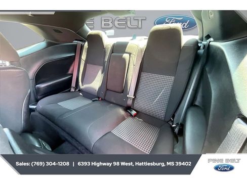 Used 2022 Dodge Challenger R/T RWD image 19