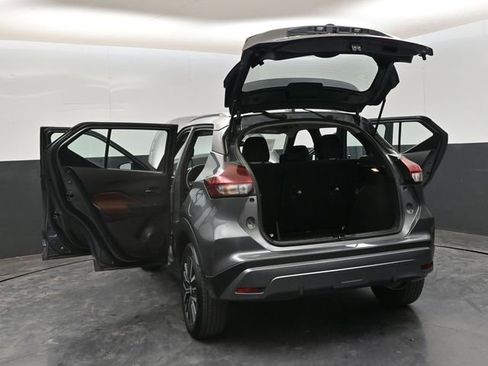 Used 2024 Nissan Kicks SR image 31